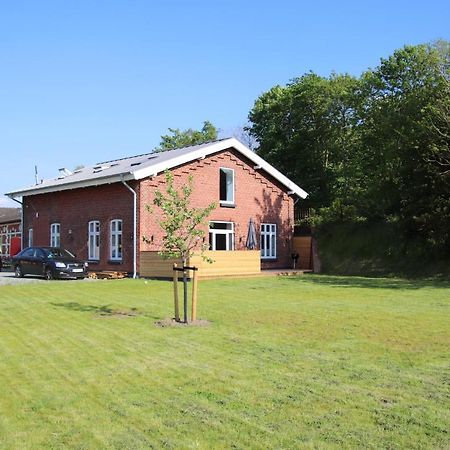 הוסום Altes Bahnhofsvorsteherhaus Wohnung Unten מראה חיצוני תמונה