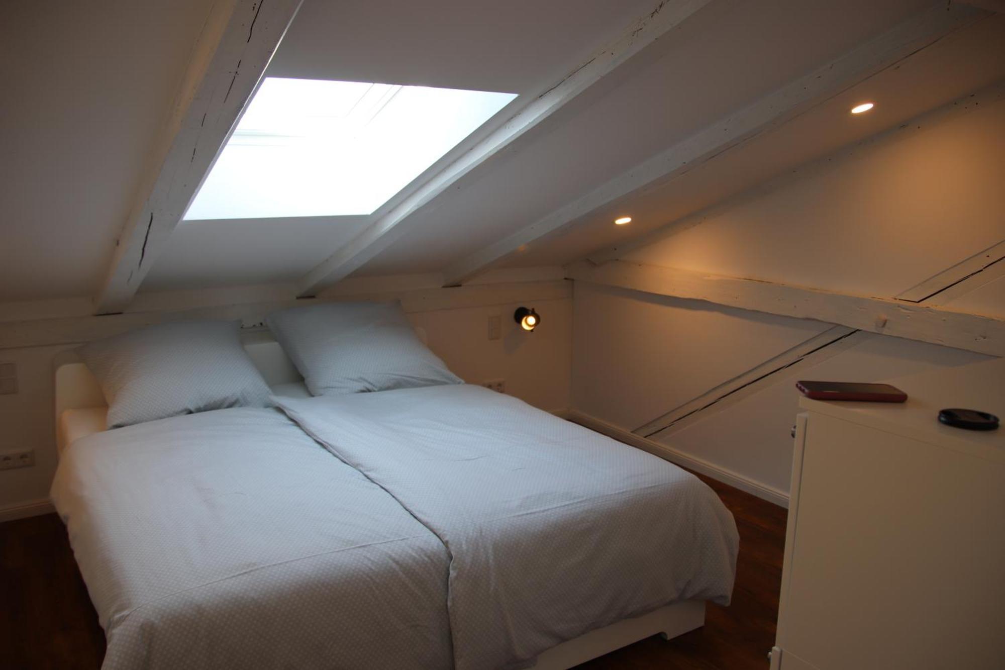 הוסום Altes Bahnhofsvorsteherhaus Wohnung Unten מראה חיצוני תמונה
